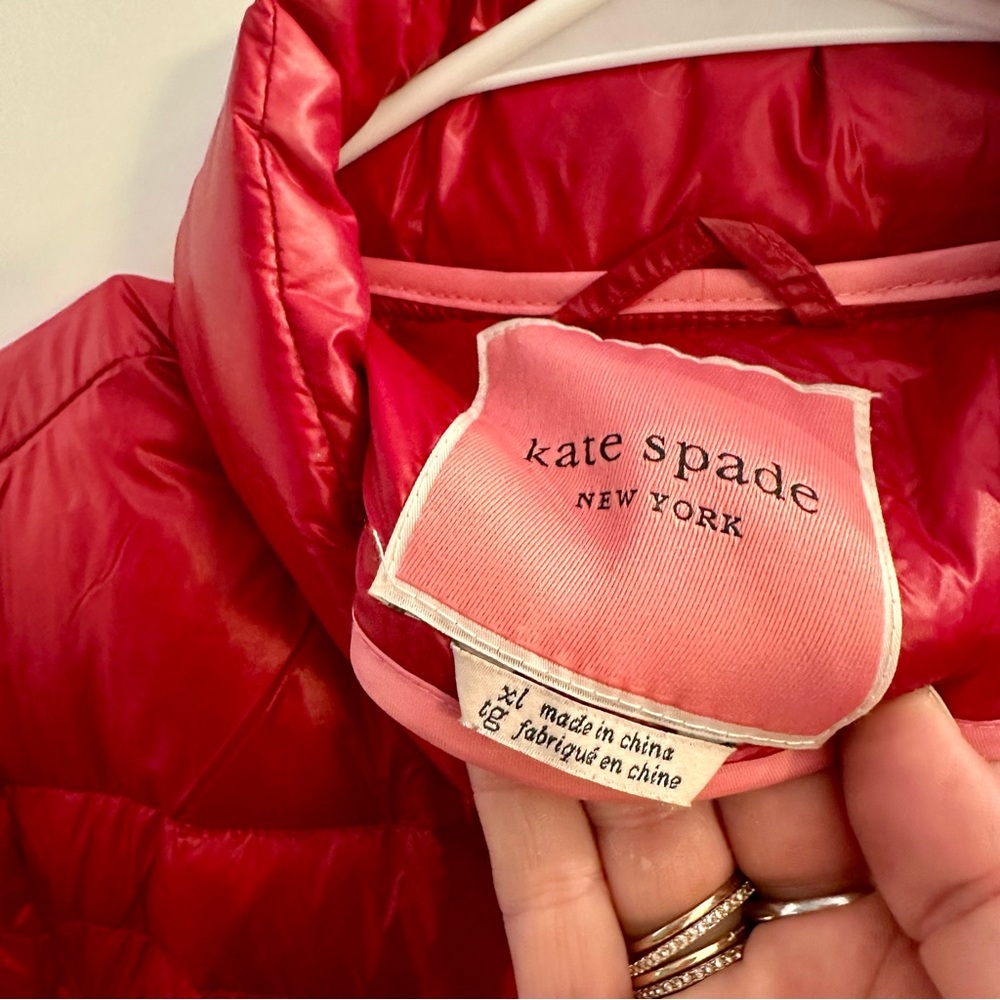 kate spade ♠️- Packable Down Jacket with Retractable Hood, “Burgundy” , XL - Picture 4 of 16